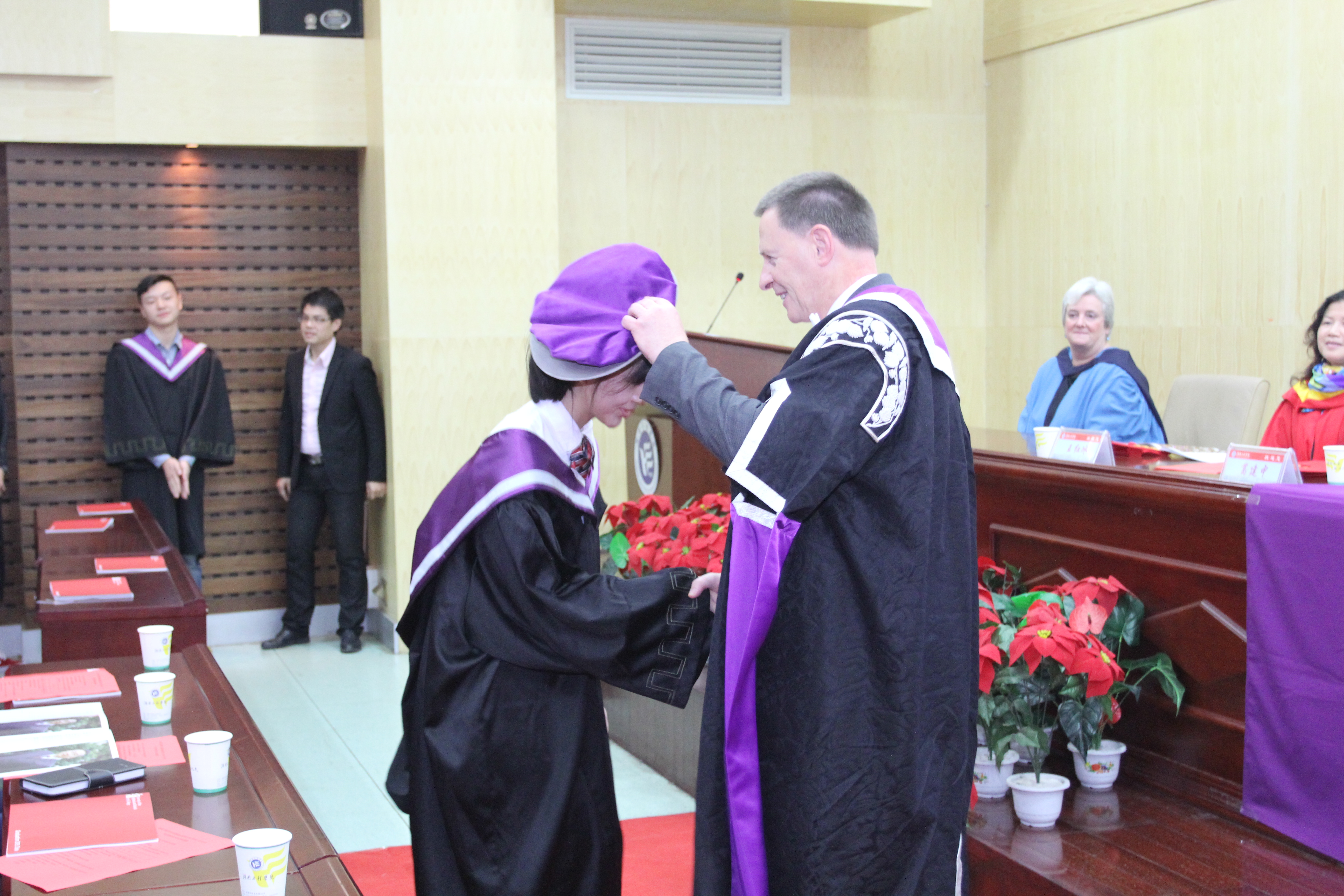 12��UHIѧλ������� (9)